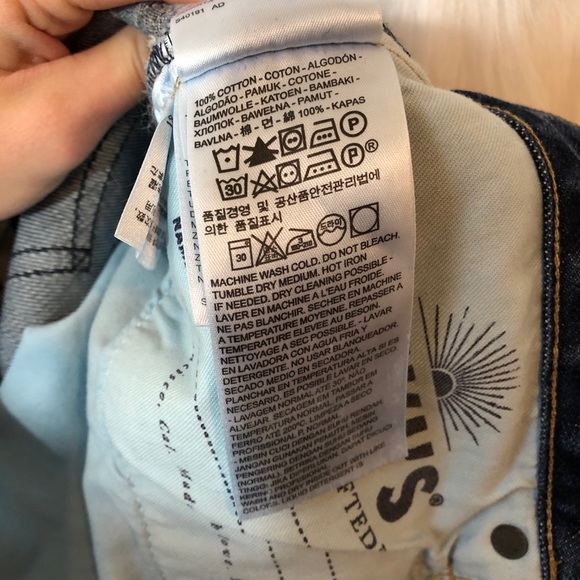 Levi’s slim straight leg distressed cropped jeans - Picture 6 of 6